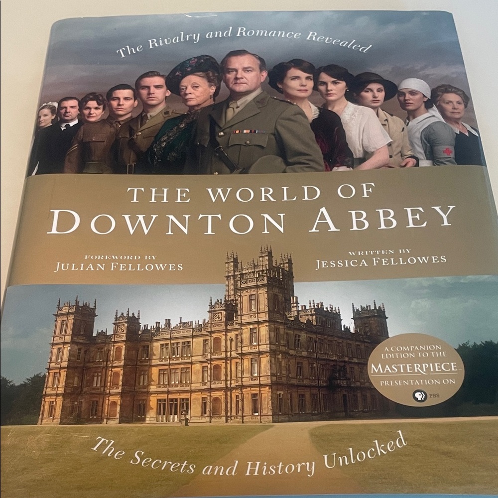 The World of Downton Abbey Book
